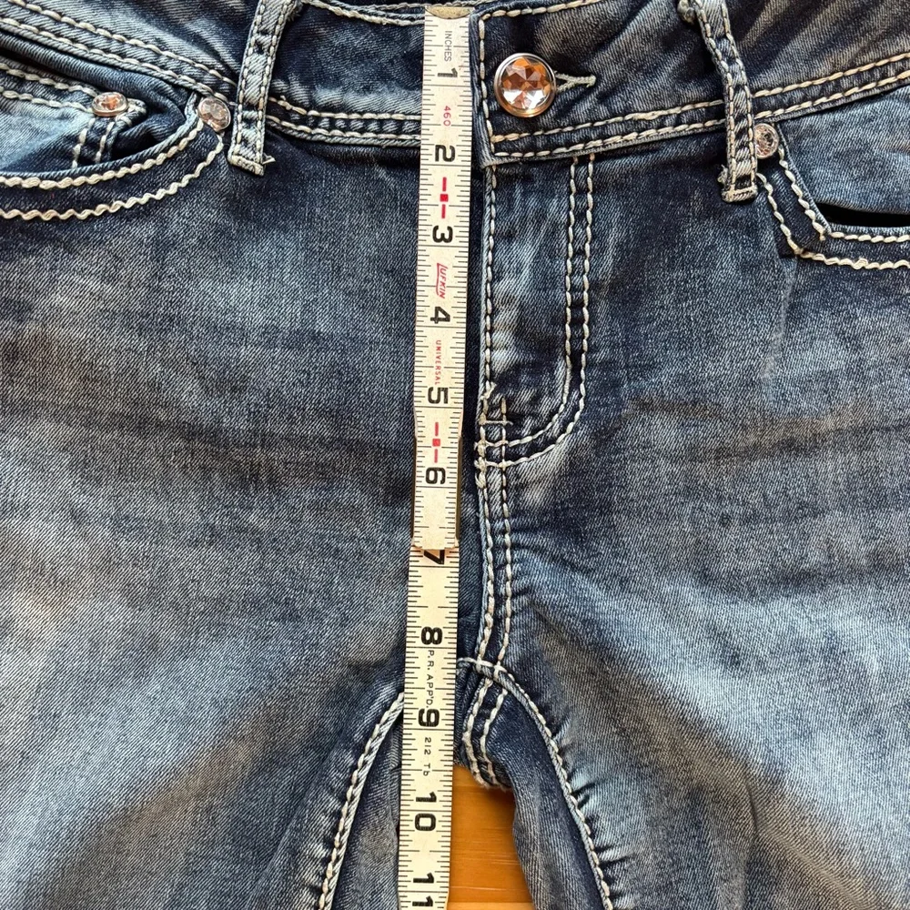 a.n.a Y2K Low Rise Medium Wash Jeans Rhinestone Pockets Sz 8 Bling Streetwear